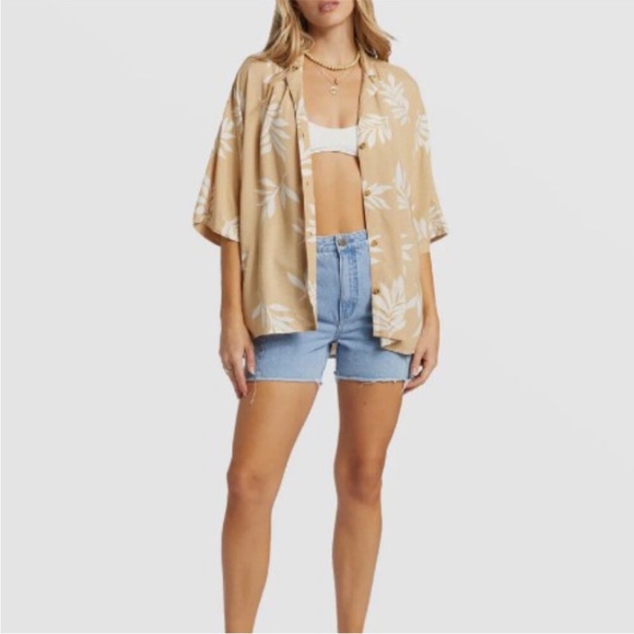 Billabong Tops - Billabong Beach Side Oversized Short Sleeve Shirt